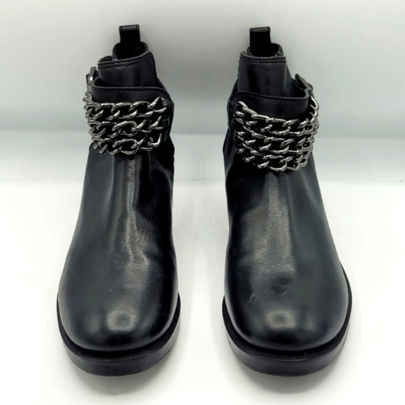 Tory Burch Bloomfield Chain Leather Bootie in Black Size 6.5 M - Picture 8 of 16
